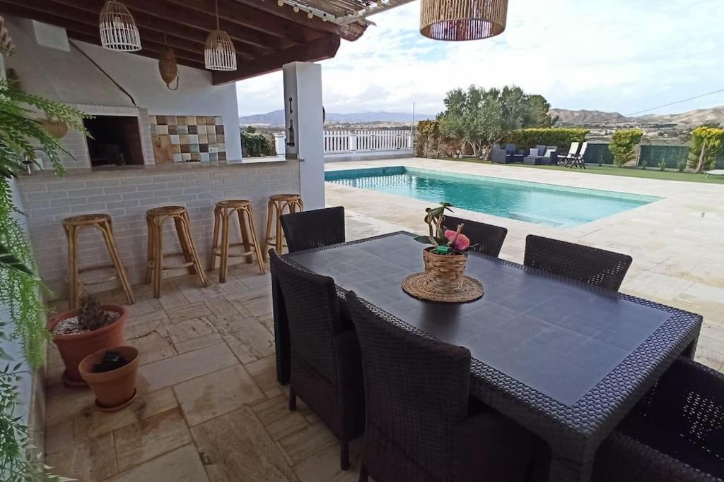 Casa Rural Las Golondrinas 후에르칼-오베라 외부 사진